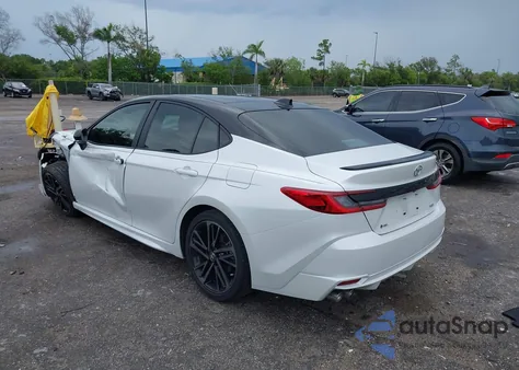 2025 Toyota Camry Xse из США, поврежденный, VIN 4T1DAACK2SU018606